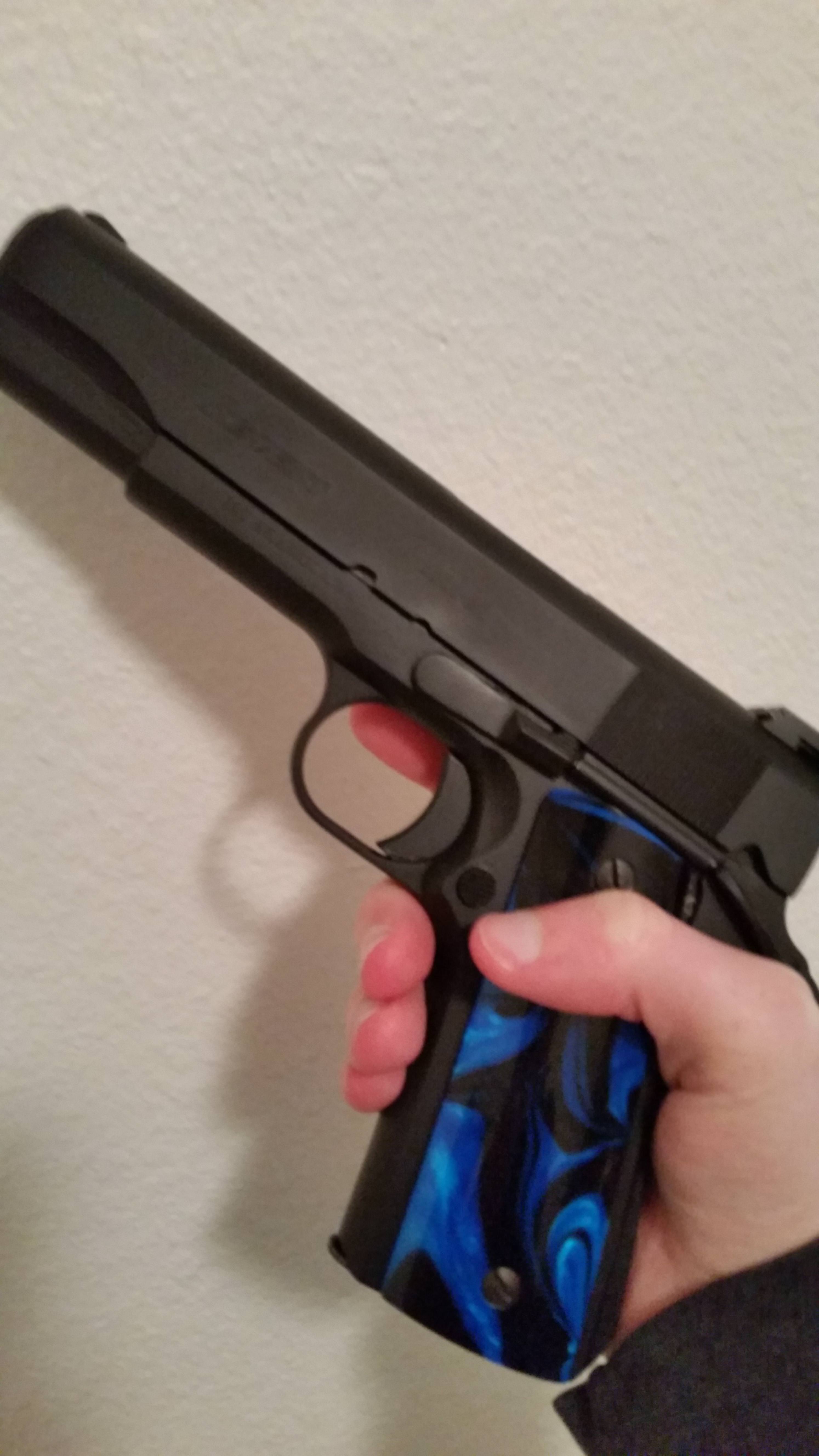 zt7I6gE.jpg
